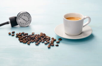 Hypertendu ? Ne dépassez pas une tasse de café par jour