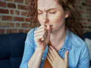 Ces symptômes du rhume qui peuvent être confondus avec un cancer
