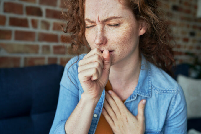 Ces symptômes du rhume qui peuvent être confondus avec un cancer