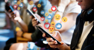 Comment les réseaux sociaux modifient le cerveau des ados ?