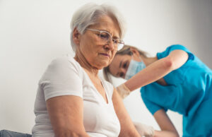 Covid-19 : vaccins et cancer du sein