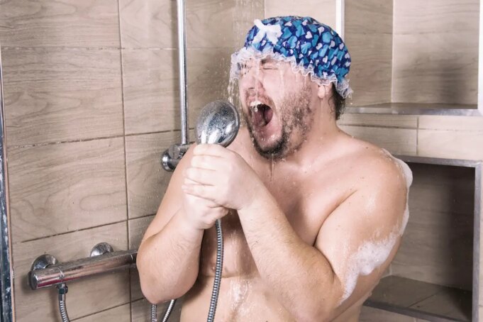 Matin ou soir : quel est le meilleur moment pour prendre sa douche ?