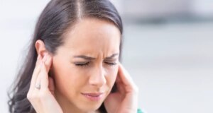 Les oreilles qui sifflent : d’où ça vient ?