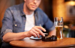 Cancer : 23 % des Français pensent que le vin limite le risque