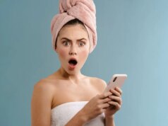 Pourquoi vous ne devriez pas utiliser votre téléphone dans la salle de bain