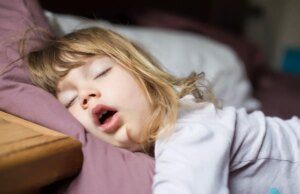 Pourquoi dormir la bouche ouverte est mauvais pour votre santé ?