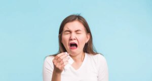 Pourquoi retenir un éternuement est dangereux ?