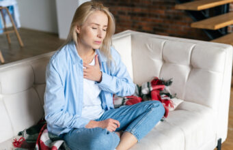 Covid: nouveau symptôme douloureux six mois après l’infection