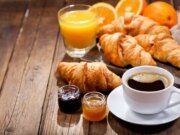 Petit déjeuner : ces deux habitudes peuvent vous faire prendre du poids