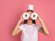 Les pets des femmes sentent plus fort que ceux des hommes, mais pourquoi ?