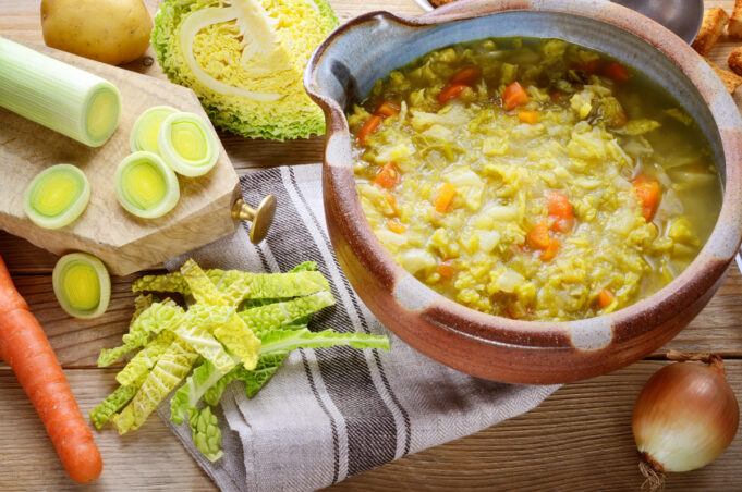 Le régime soupe au choux : perdre du poids rapidement en 7 jours