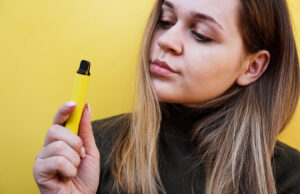 Les cigarettes électroniques jetables bientôt interdites ?