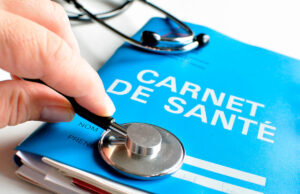 Le carnet de santé devient numérique : qu’est-ce que ça va changer pour moi ?