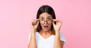 Lunettes : ces signes qui montrent que vous devez en changer