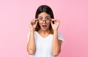 Lunettes : ces signes qui montrent que vous devez en changer