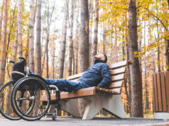 Innovation : un homme paraplégique remarche 12 ans après