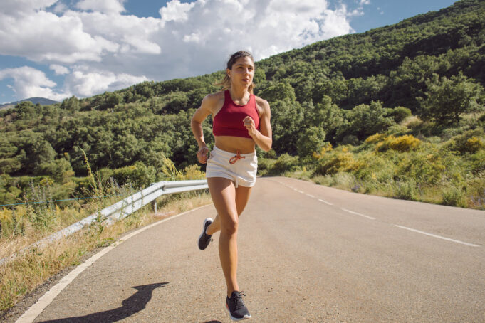 Sensible à la douleur ? Faites de l’activité physique
