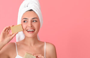 Moustiques : les savons parfumés les attirent… sauf un