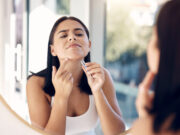 Poils au menton : comment s’en débarrasser