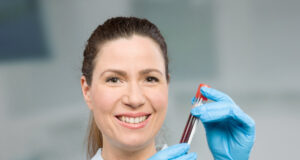Détecter 50 cancers grâce à un test sanguin ? C’est possible