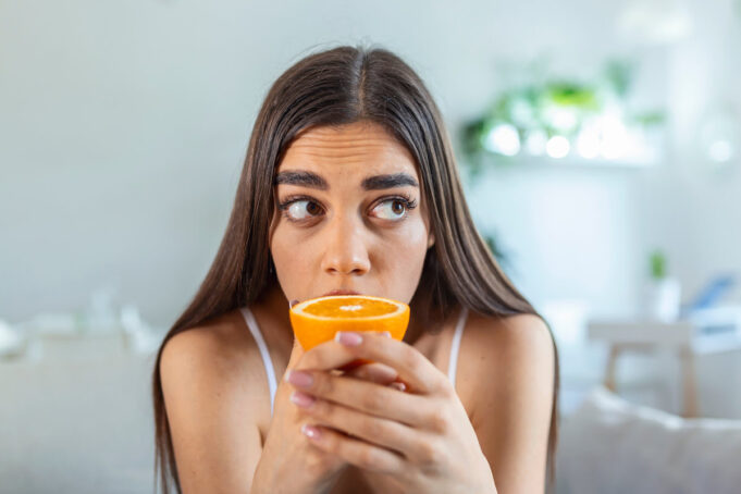 Covid : les personnes infectées, non vaccinées et le Covid long