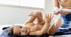 Bonne nouvelle : il y a plus de 10.000 virus dans les couches de bébé