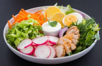 Crudités : pourquoi faut-il éviter d’en manger le soir ?