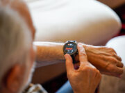 Parkinson : les montres intelligentes pourraient détecter la maladie