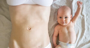 Naissance : quel est l’effet de la césarienne sur le microbiote de bébé ?