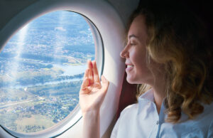 Avion : connaissez-vous le risque pour la santé côté hublot ?