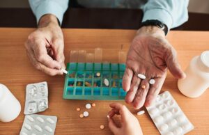 Ces anti-inflammatoires ne doivent pas être consommé après 65 ans selon les experts