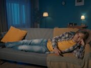 Dormir tard augmenterait le risque de mortalité selon les experts