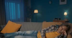 Dormir tard augmenterait le risque de mortalité selon les experts
