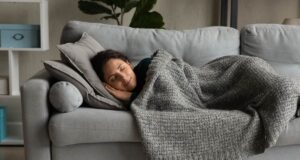 Sommeil : quels sont les bienfaits de la sieste sur votre santé?