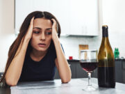 7 symptômes courants d’une addiction à l’alcool à connaître