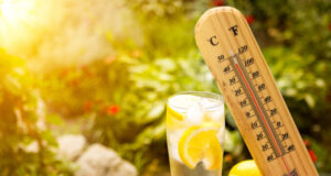 7 bienfaits merveilleux de l’eau citronnée sur votre santé