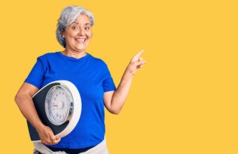 Maintenir un poids stable après 60 ans augmente ses chances d’être centenaire