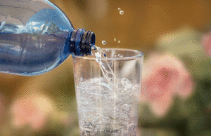 Eau gazeuse : est-ce néfaste pour votre santé ?