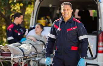 Au Royaume-Uni, des ambulanciers bénéficient d’un congé pour «ménopause masculine»