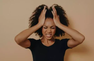 Thrombose du cerveau : ces signes qui doivent vous inquiéter