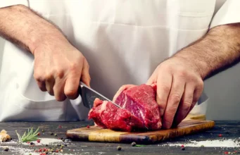 Manger de la viande rouge deux fois par semaine augmente le risque de développer cette maladie