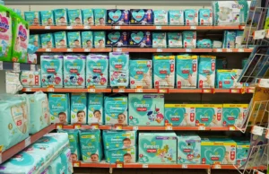 Bébé : voici ce que veulent changer des experts français sur les paquets de couches