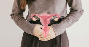 Endométriose : voici 5 symptômes que la plupart des femmes ignorent