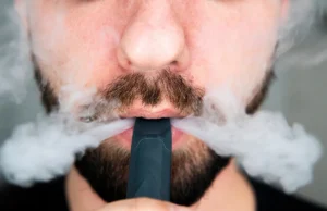 Pourquoi les « puffs » vont-elles être interdites en France ?