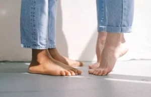 Mal de pieds : voici des remèdes de grands-mères pour vous soulager