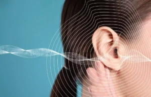 Audition : combien coûtent les acouphènes ?