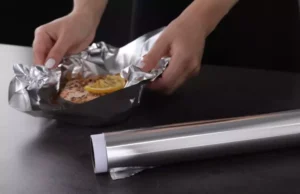 Ces 8 erreurs avec le papier aluminium que vous devez éviter pour votre santé