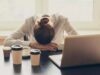 7 habitudes qui vous prennent trop d’énergie et vous fatiguent au quotidien