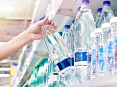 Eau en bouteille : 100 fois plus de nanoparticules de plastique