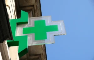 Pourquoi acheter vos produits de soins en parapharmacie ?